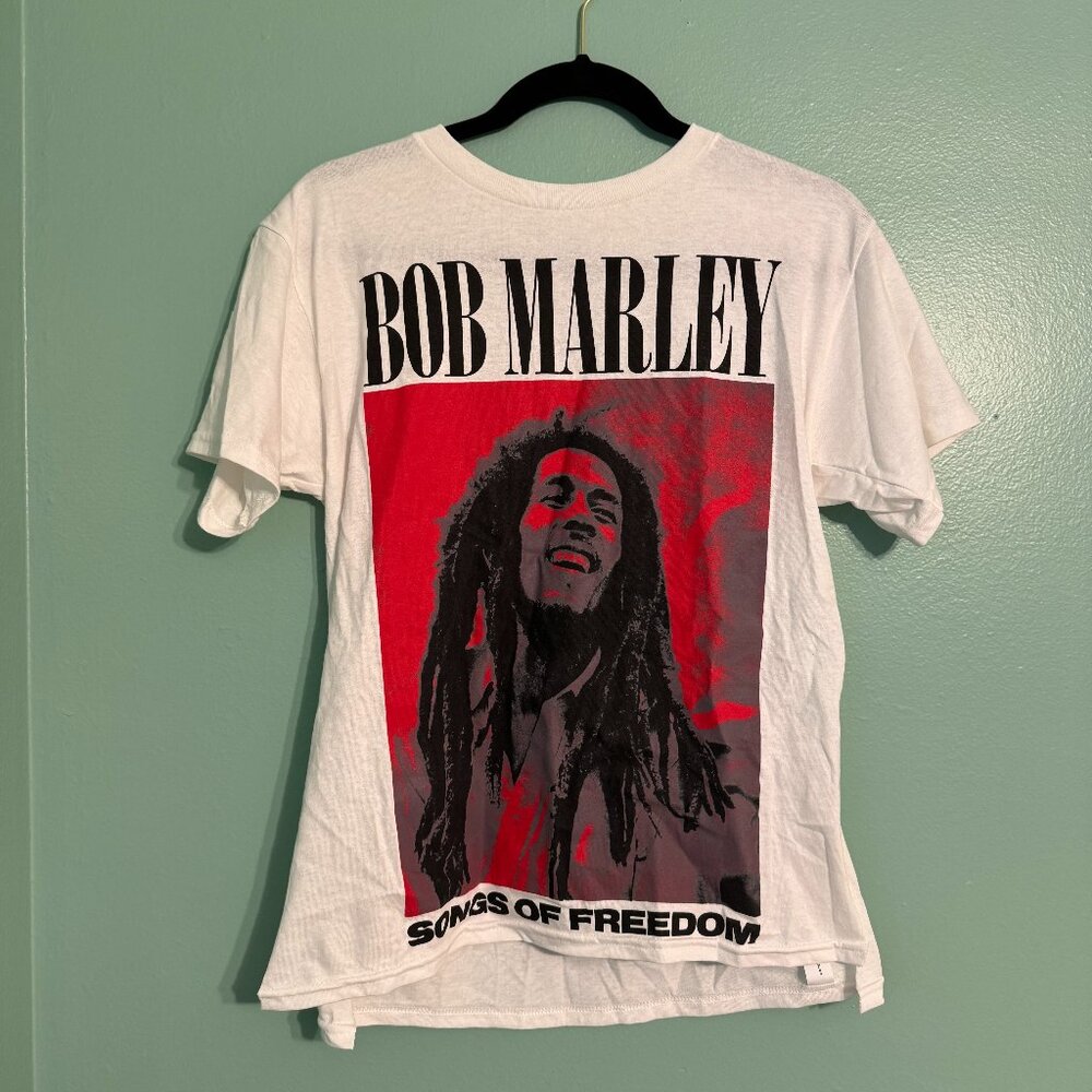 Bob Marley "road to freedom" graphic band tee | Women's XS